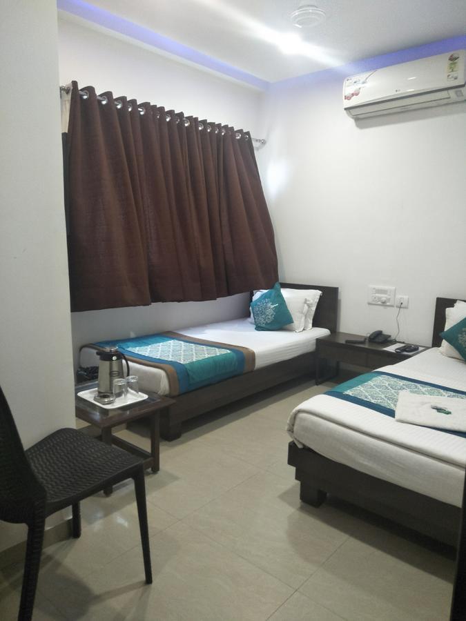Hotel Ambience Sarkhej Eksteriør bilde